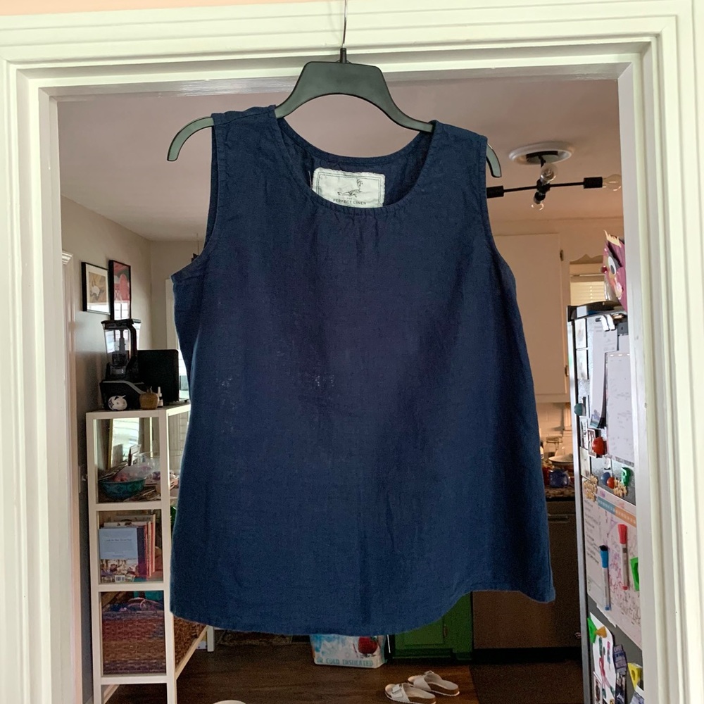 notPERFECTLINEN Vienna linen tank top in admiral blue (dark blue)